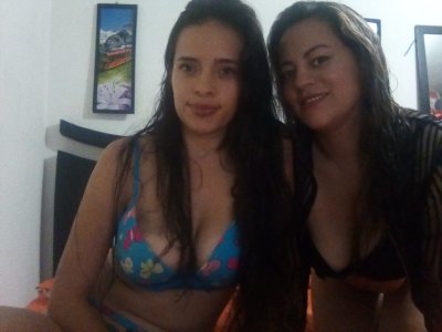 MairaANDmariana